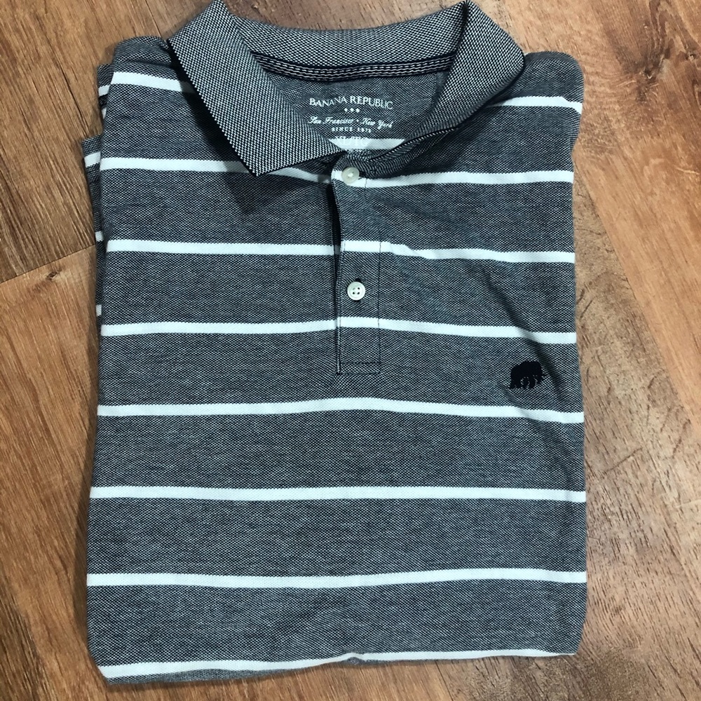 NWOT Men’s Banana Republic polo